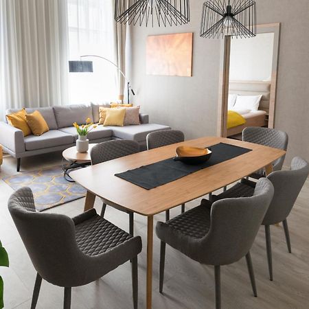 Colton Budapest Paulay Apartments Exteriör bild