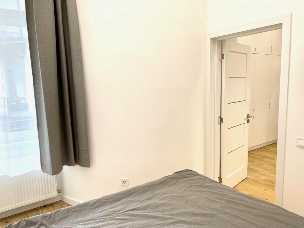 Colton Budapest Paulay Apartments Exteriör bild