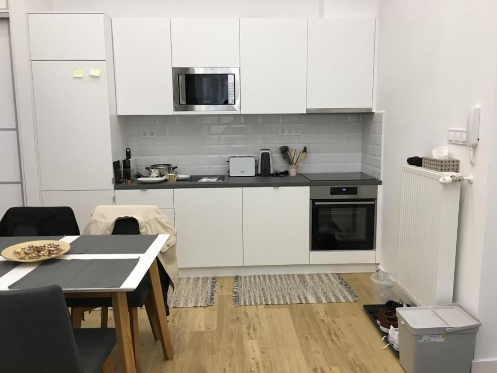 Colton Budapest Paulay Apartments Exteriör bild