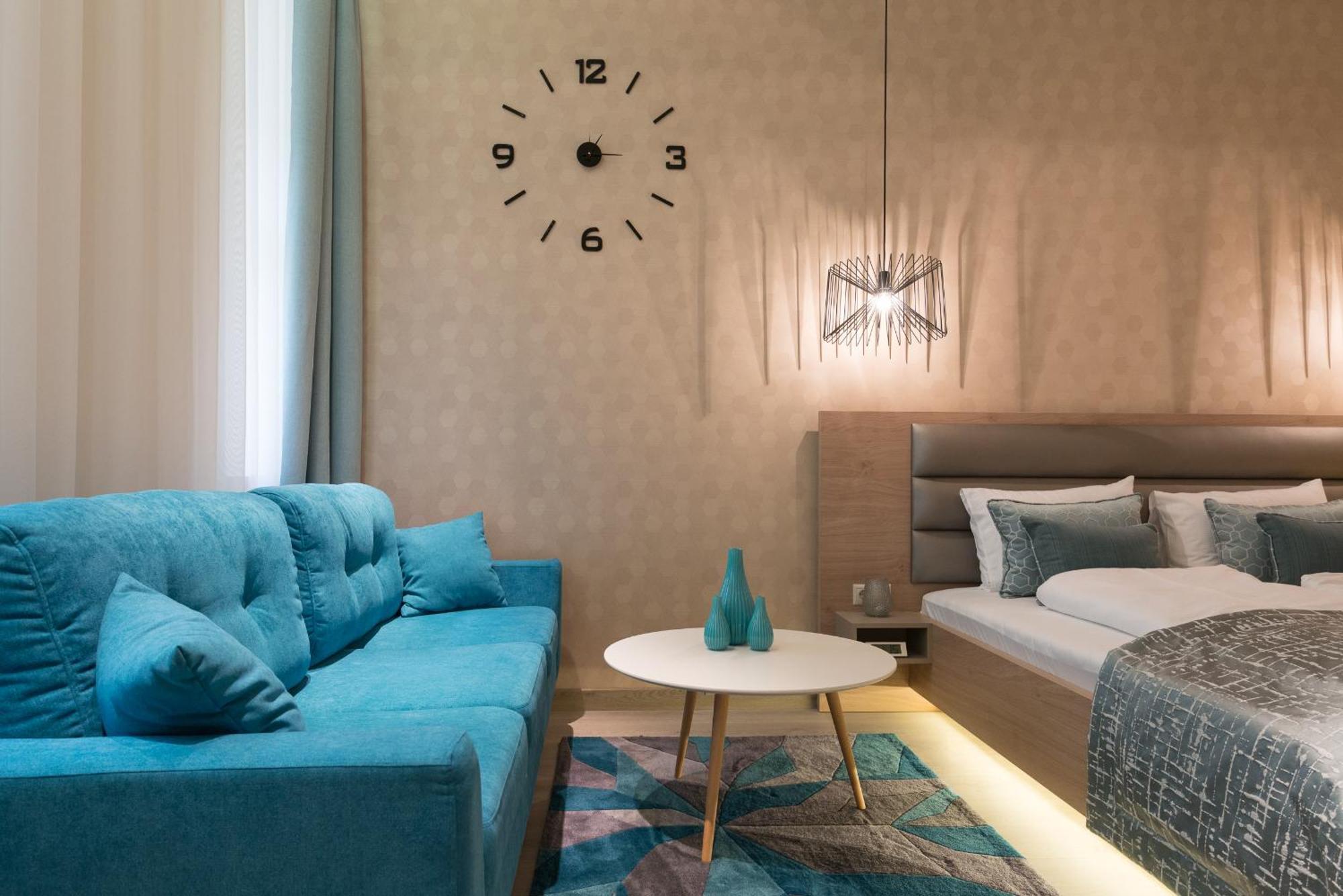 Colton Budapest Paulay Apartments Exteriör bild