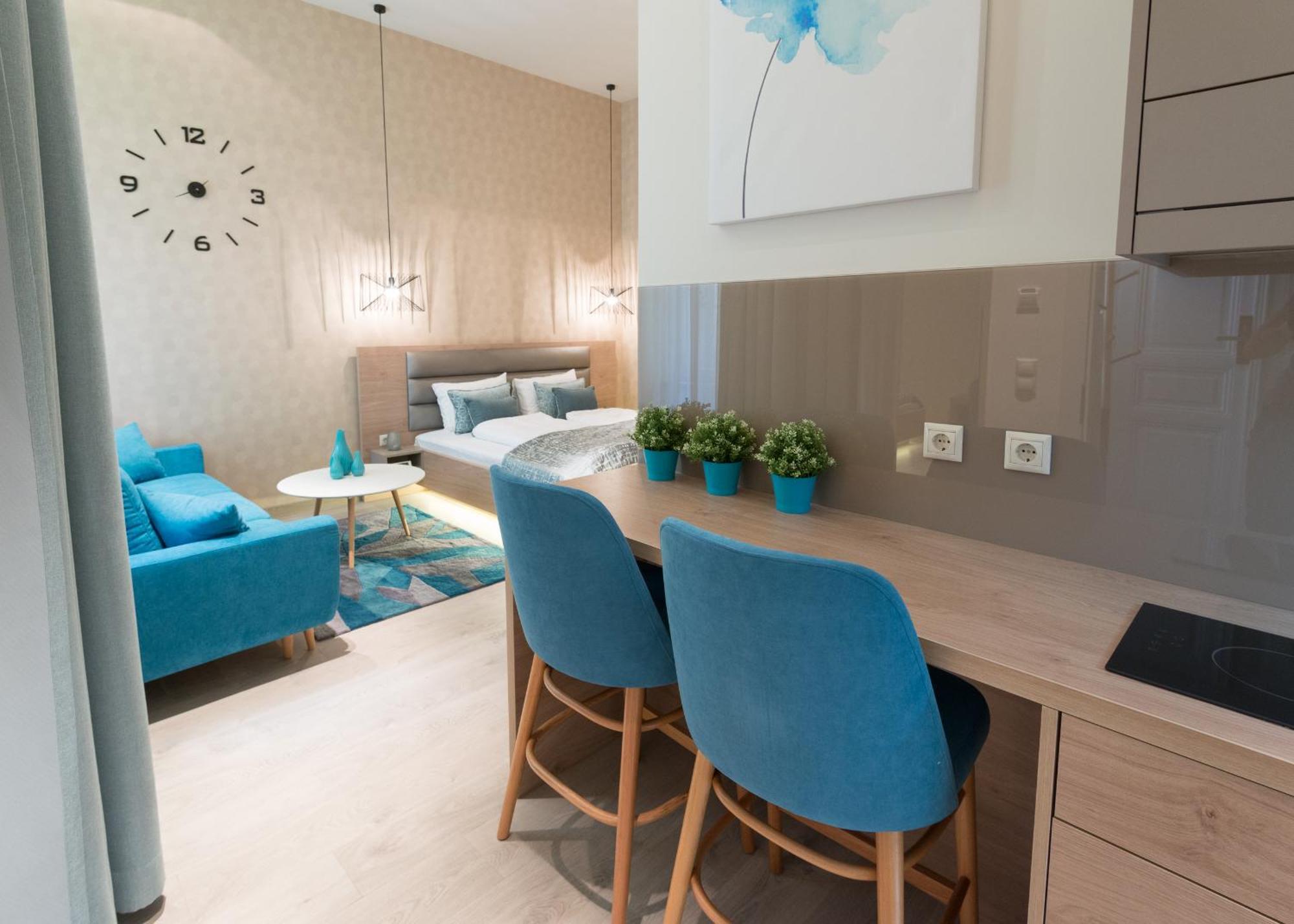 Colton Budapest Paulay Apartments Exteriör bild