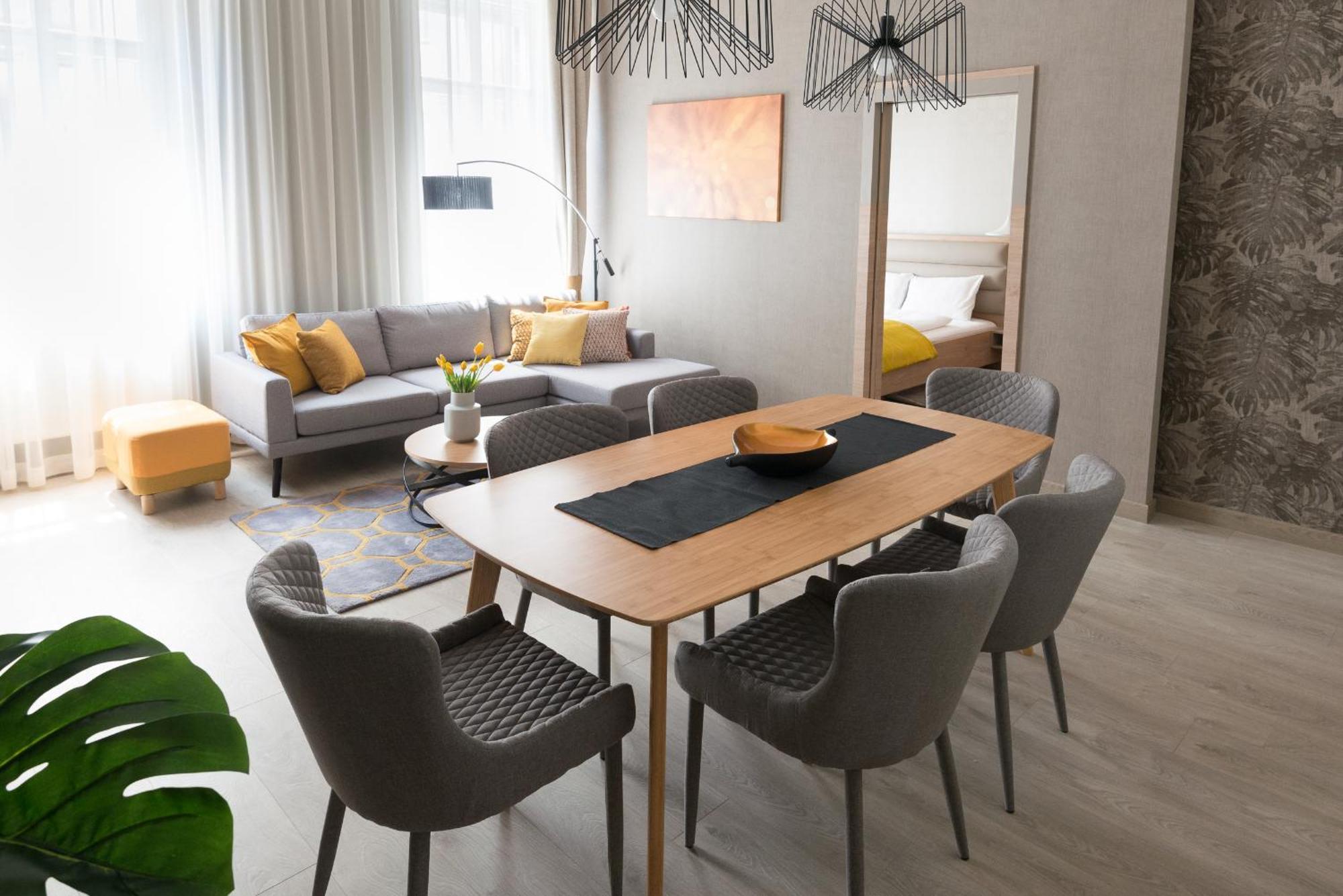 Colton Budapest Paulay Apartments Exteriör bild