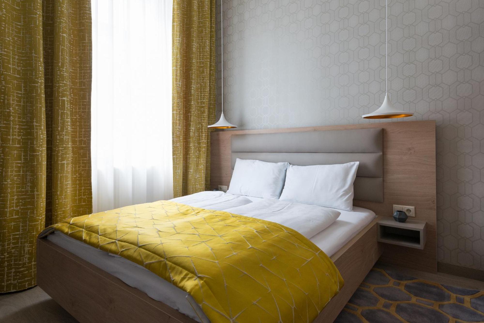 Colton Budapest Paulay Apartments Exteriör bild